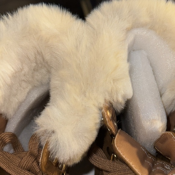 Isaac Mizrahi hiker booties 💕 - Picture 7 of 7